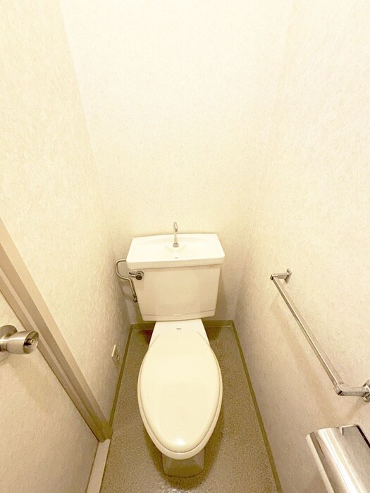 物件内観写真14　(トイレ)