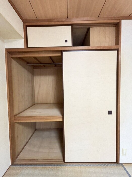 物件内観写真17　(収納)