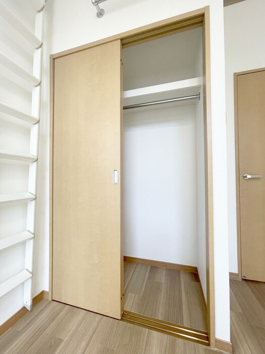 物件内観写真15　(収納)