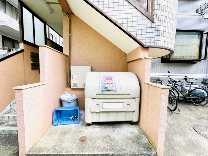 物件外観写真6　(建物設備)