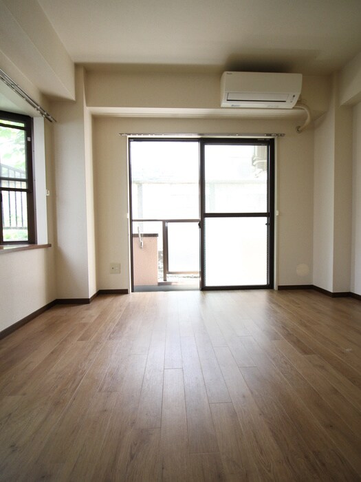 物件内観写真11　(居室)