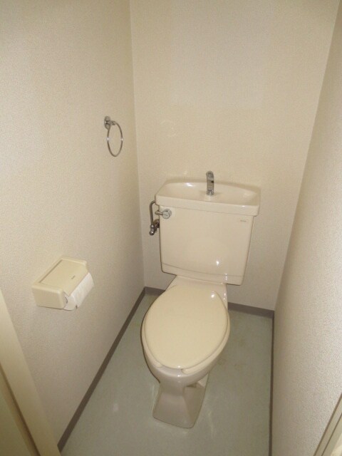 物件内観写真13　(トイレ)