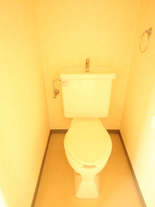 物件内観写真13　(トイレ)