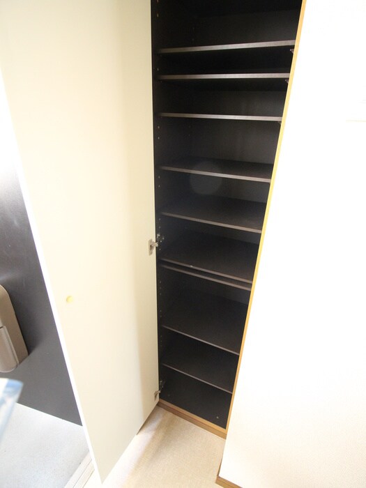 物件内観写真14　(靴箱)