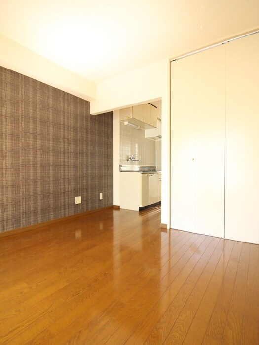 物件内観写真21　(居室)