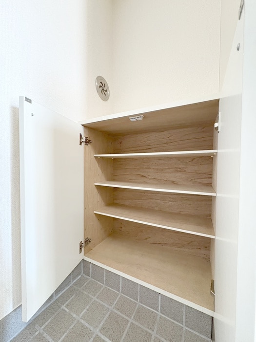 物件内観写真15　(靴箱)