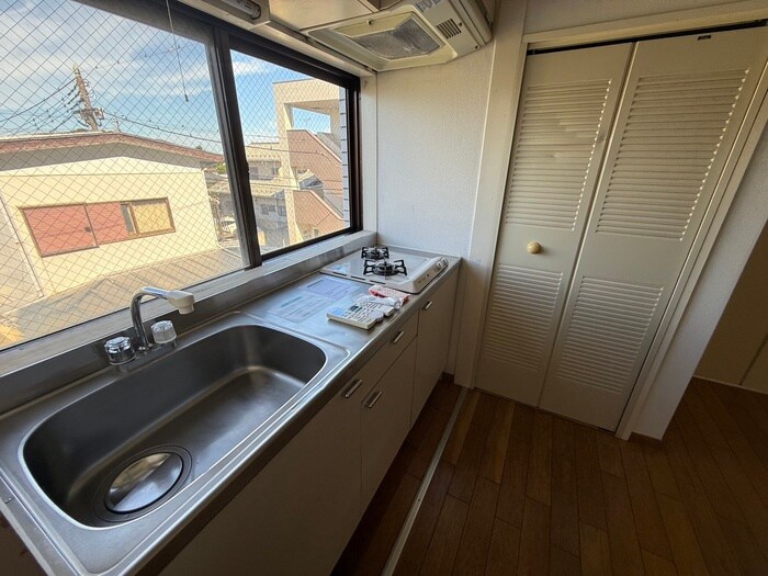 物件内観写真9　(キッチン)