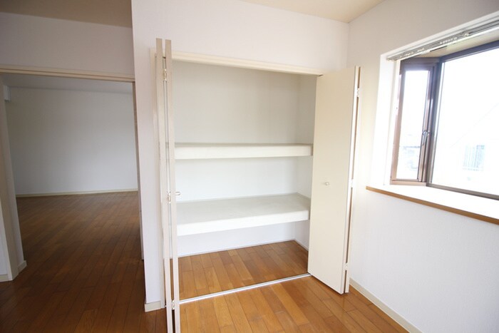 物件内観写真11　(収納)