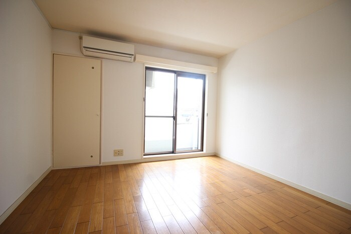 物件内観写真15　(居室)