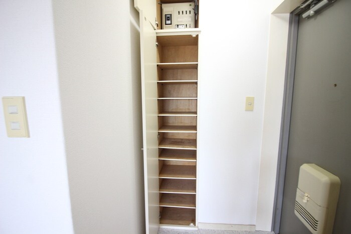 物件内観写真19　(靴箱)