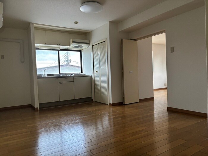 物件内観写真22　(居室)