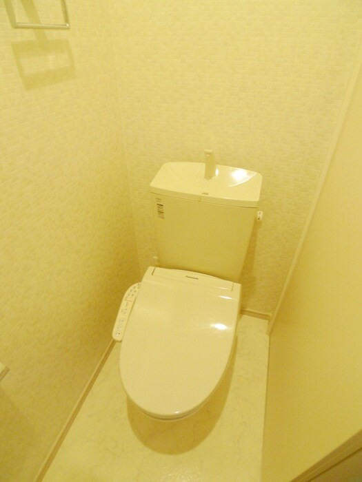 物件内観写真11　(トイレ)