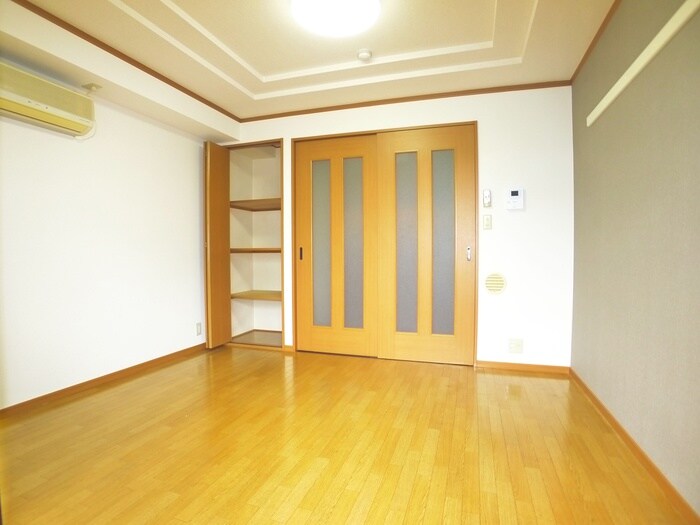 物件内観写真18　(居室)