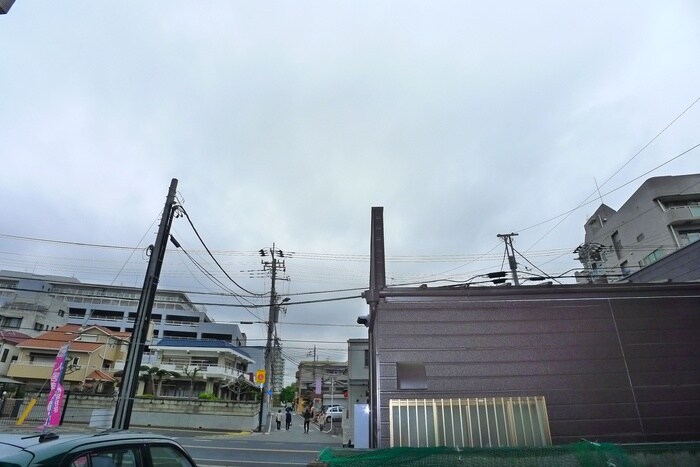 物件内観写真22　(室内からの展望)