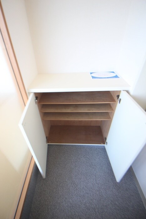 物件内観写真17　(靴箱)