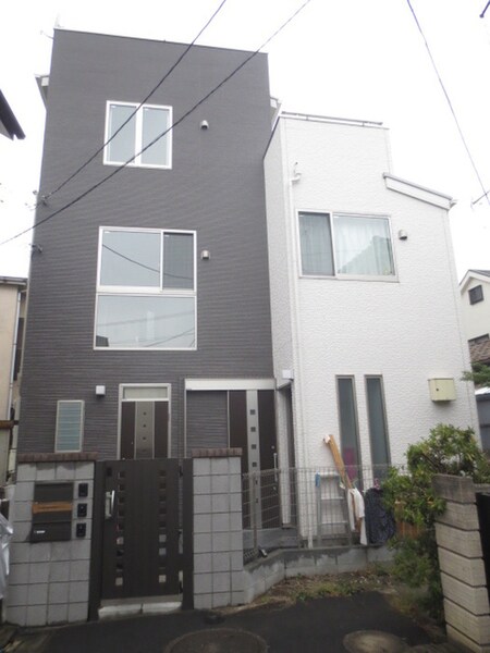 Ｐｒｅｃｅｄｅ　Ｍａｉｓｏｎ外観写真