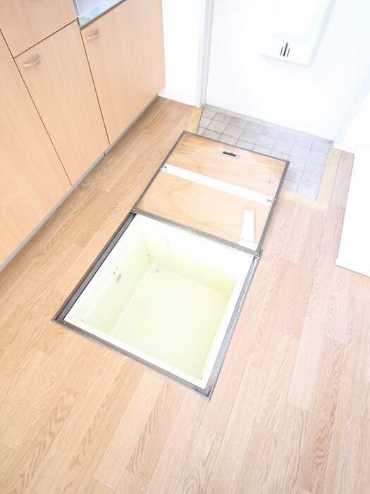 物件内観写真15　(収納)