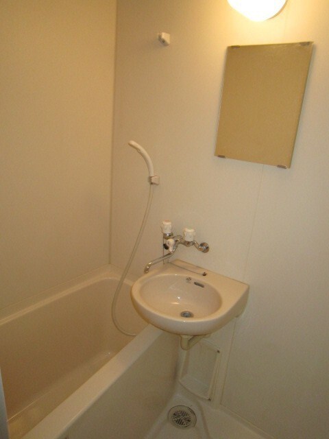 物件内観写真8　(バス／シャワールーム等)