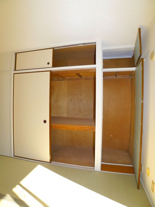 物件内観写真7　(収納)