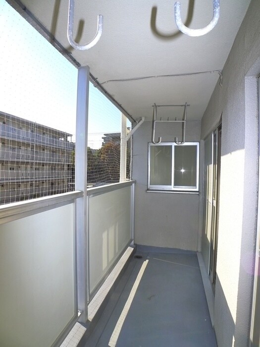 物件内観写真9　(ベランダ・バルコニー)