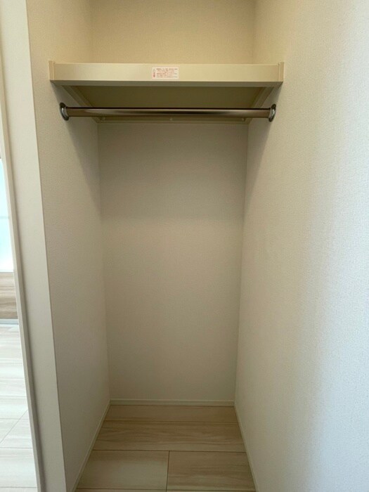 物件内観写真13　(収納)