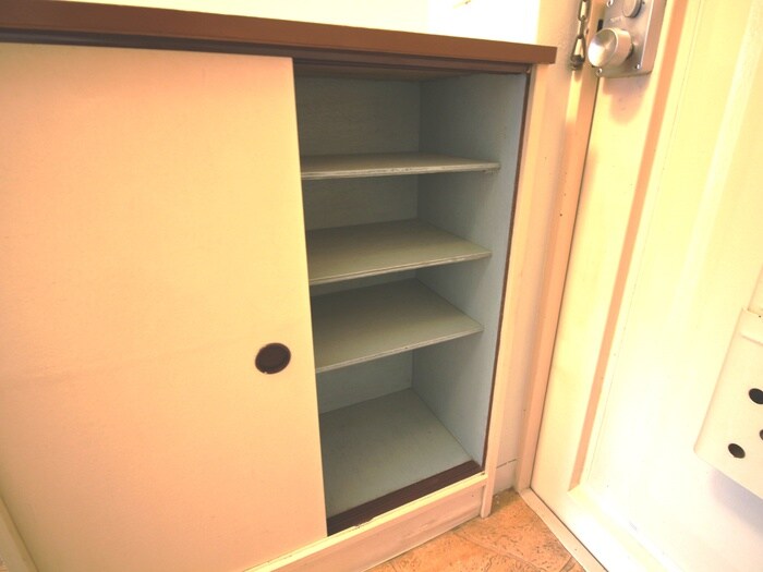 物件内観写真11　(靴箱)