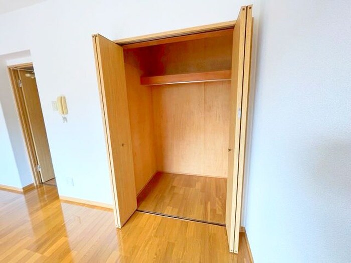 物件内観写真13　(収納)