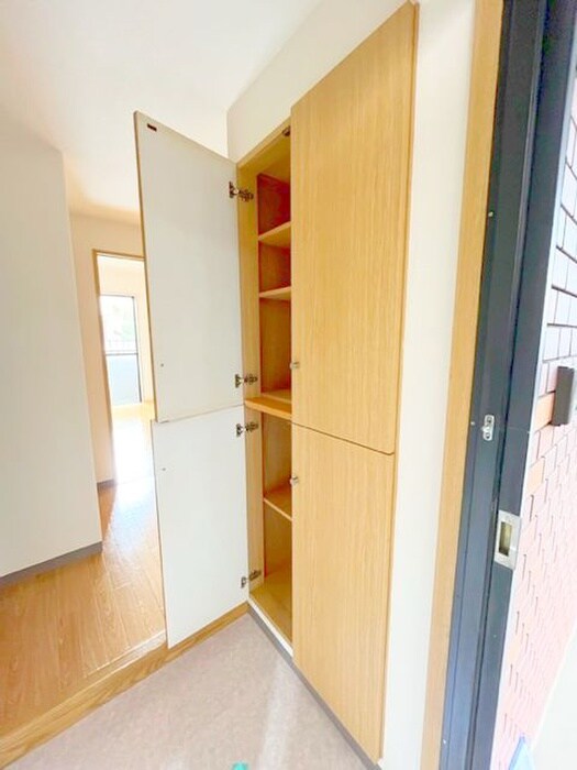 物件内観写真17　(靴箱)