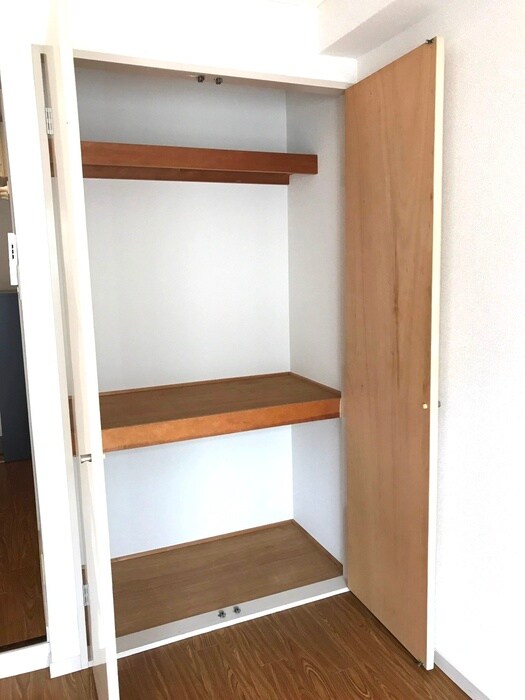物件内観写真11　(収納)