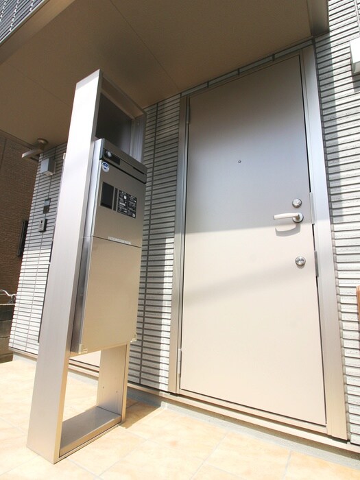 物件外観写真4　(建物設備)