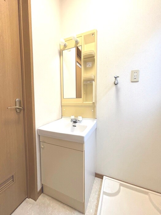 物件内観写真11　(洗面)