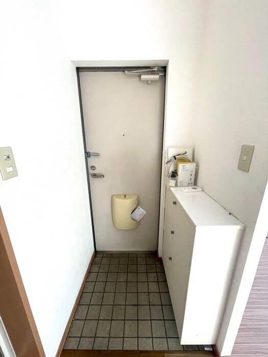 物件内観写真22　(玄関)