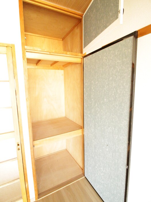 物件内観写真11　(収納)