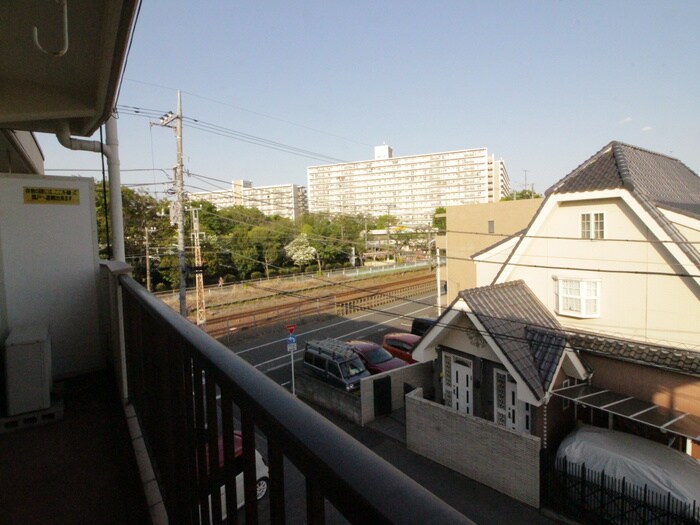 物件内観写真16　(室内からの展望)