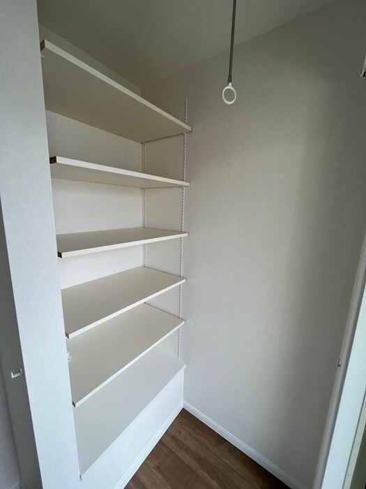 物件内観写真17　(収納)