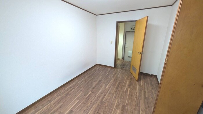 物件内観写真18　(居室)