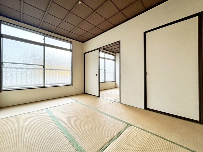 物件内観写真12　(居室)