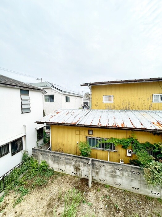 物件内観写真22　(室内からの展望)