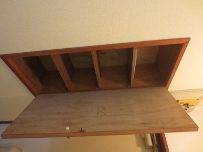 物件内観写真12　(収納)