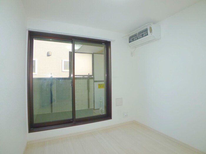 物件内観写真8　(ベランダ・バルコニー)