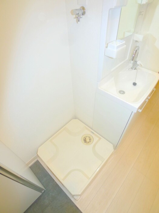 物件内観写真20　(洗濯機置場)