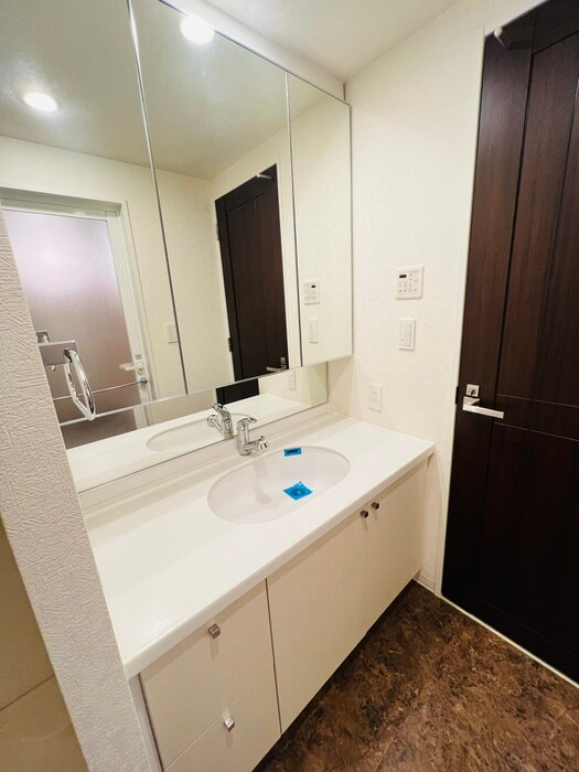 物件内観写真16　(洗面)