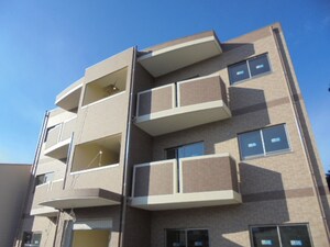 アレックスさがみ野外観写真