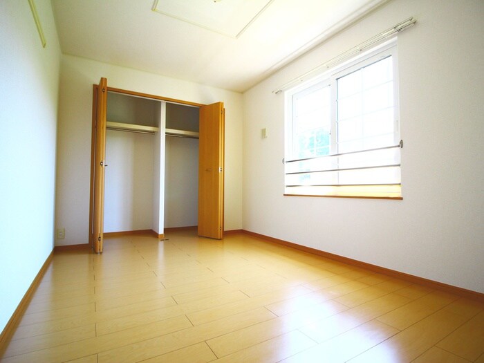 物件内観写真16　(居室)