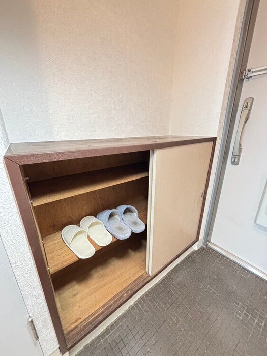 物件内観写真17　(靴箱)