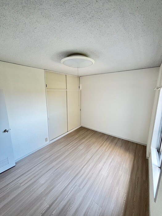 物件内観写真19　(居室)