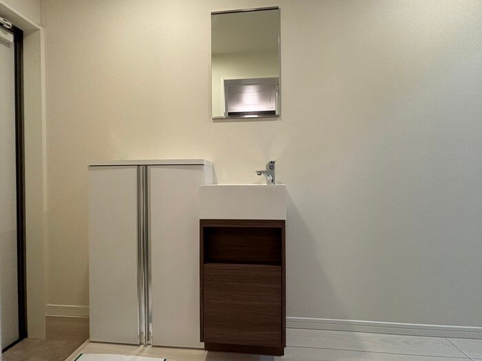 物件内観写真10　(洗面)