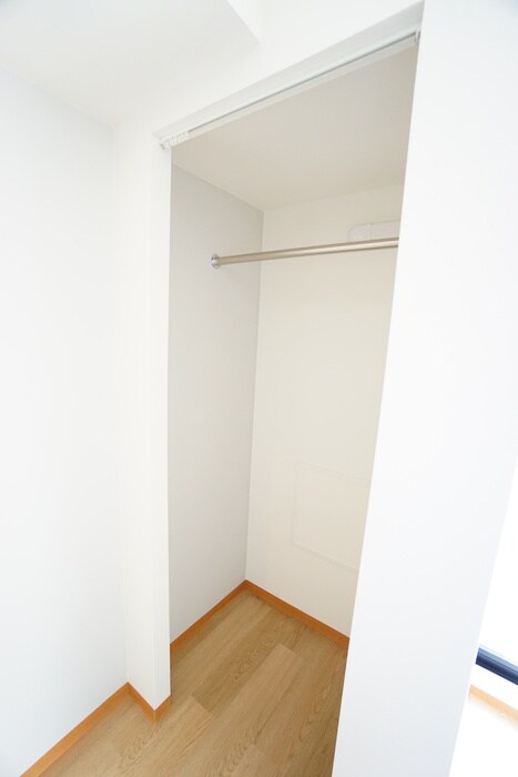 物件内観写真11　(収納)