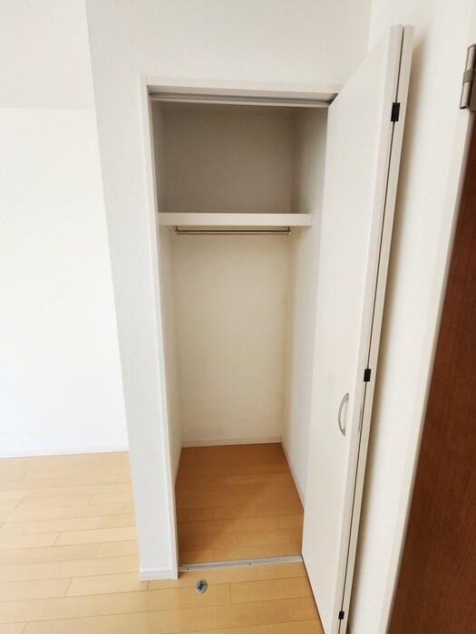 物件内観写真13　(収納)