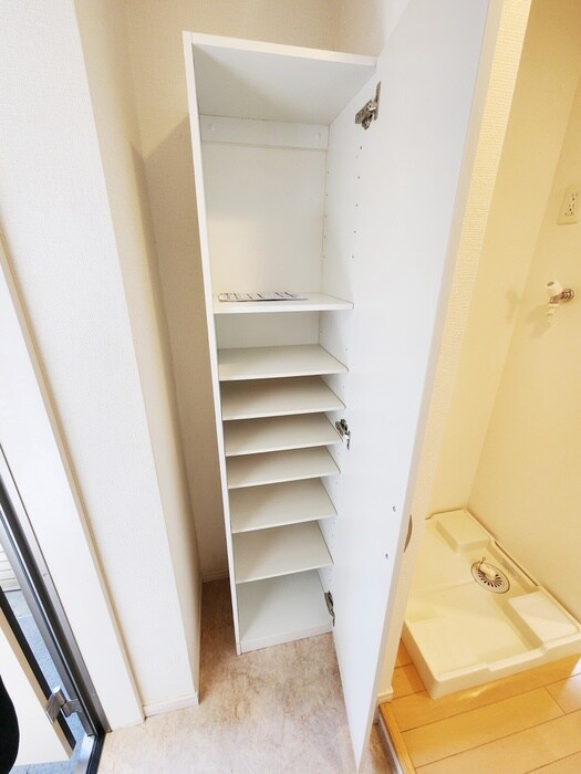 物件内観写真17　(靴箱)